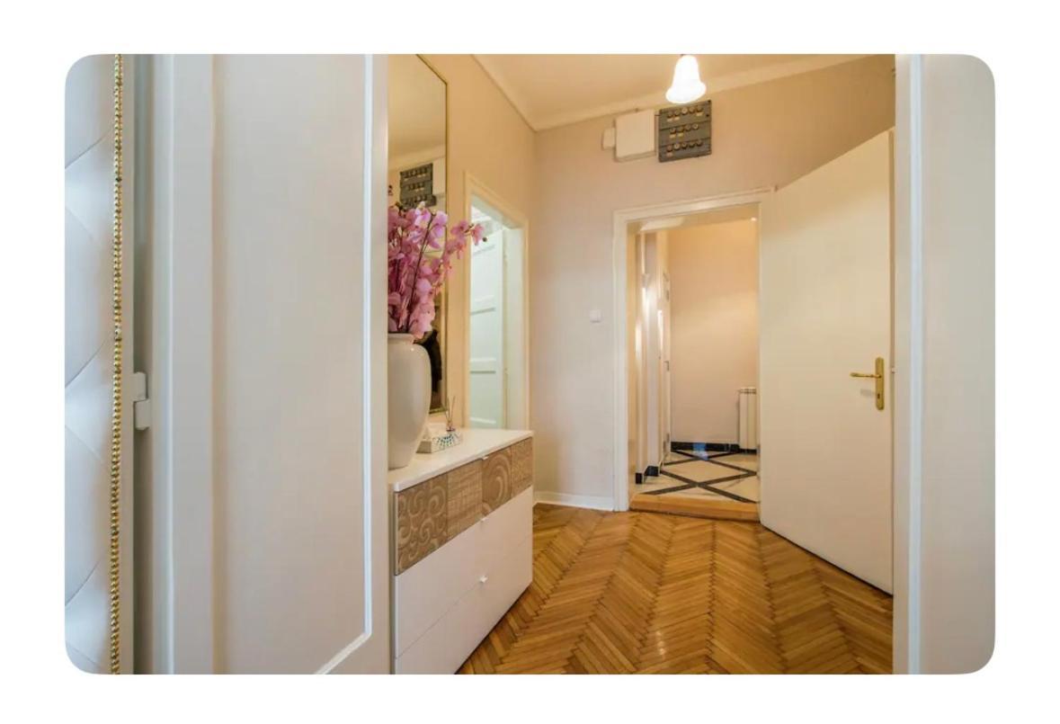 Luxury 8 Apartment Belgrade