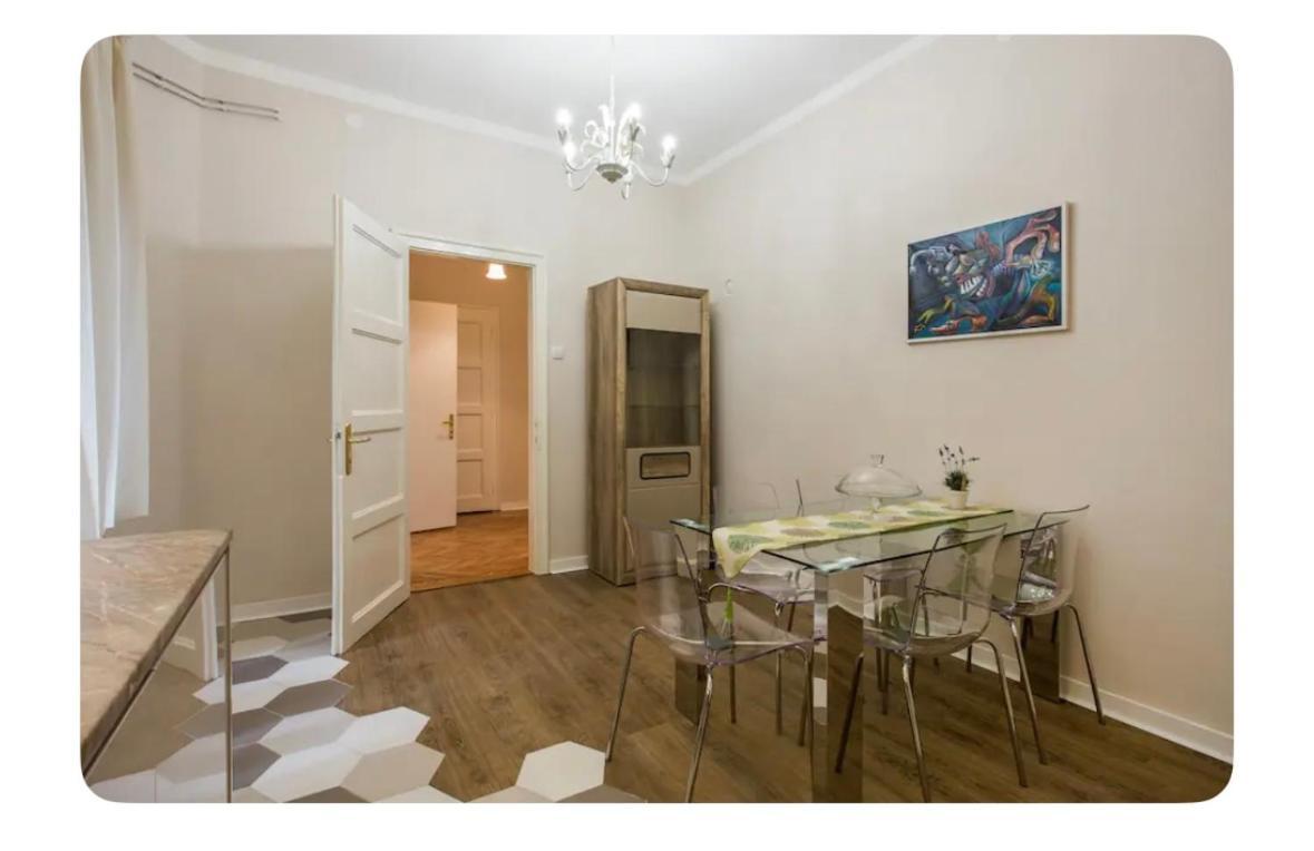 Luxury 8 Apartment Belgrade